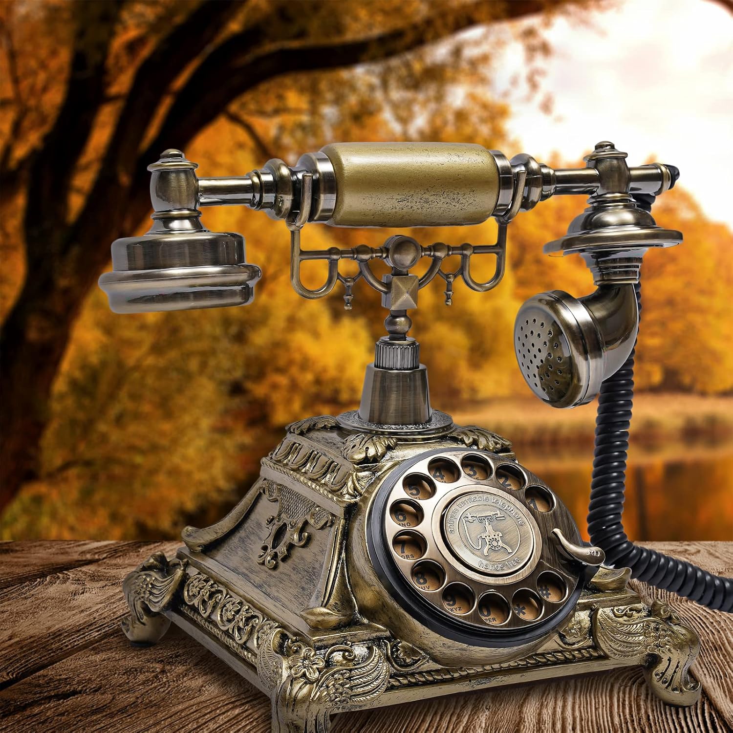 Classic Vintage Style Telephone