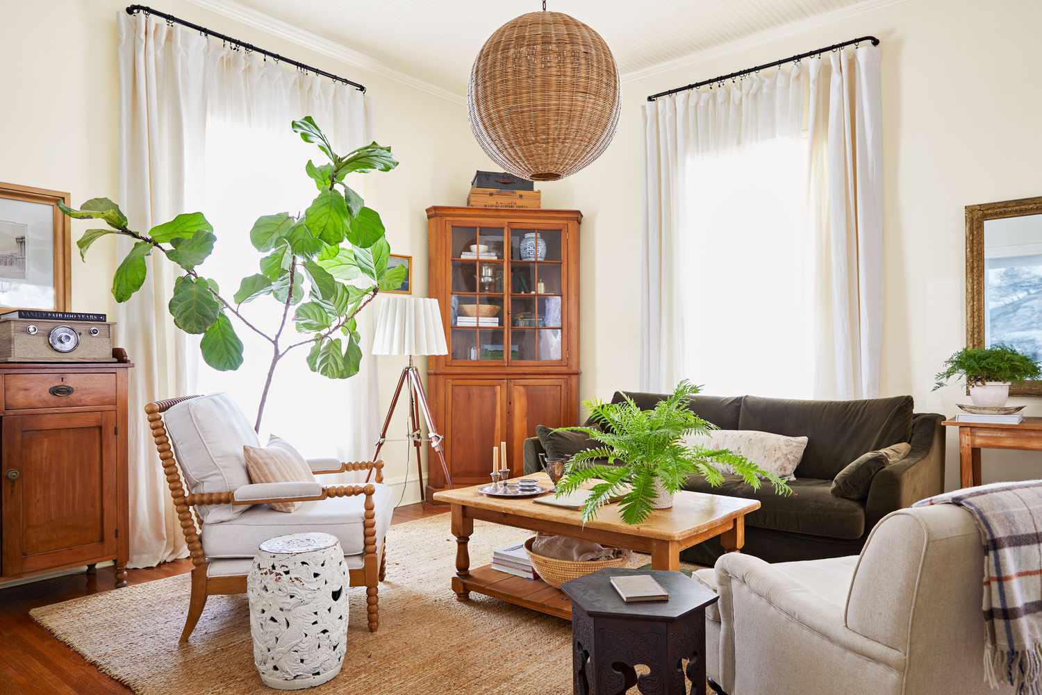 Unwind in Coastal Charm With These 44 Home Decor Picks That’ll Transform Your Space