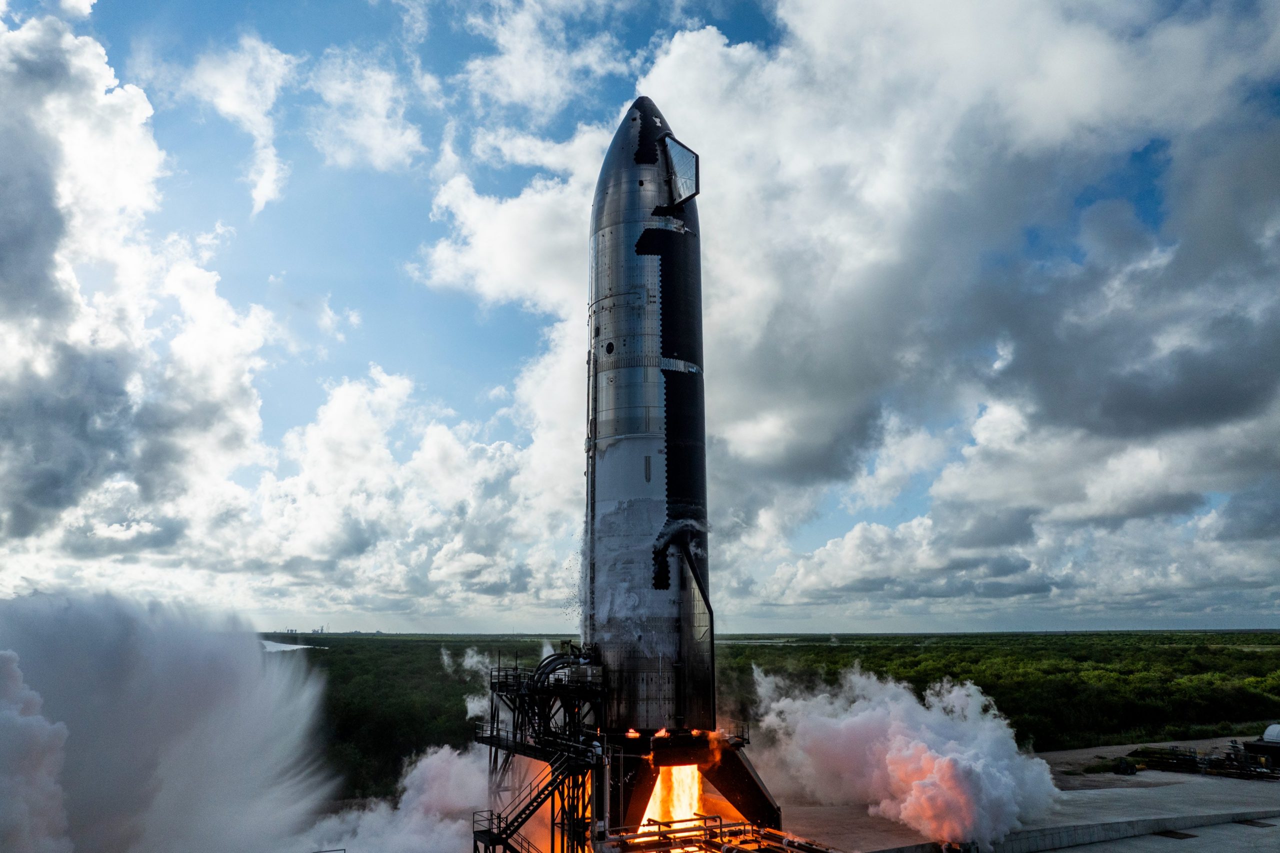 After two setbacks, SpaceX could try to launch massive Starship next week