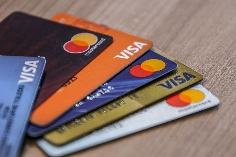 Philippines Credit Card Debt Reaches Critical Risk Levels